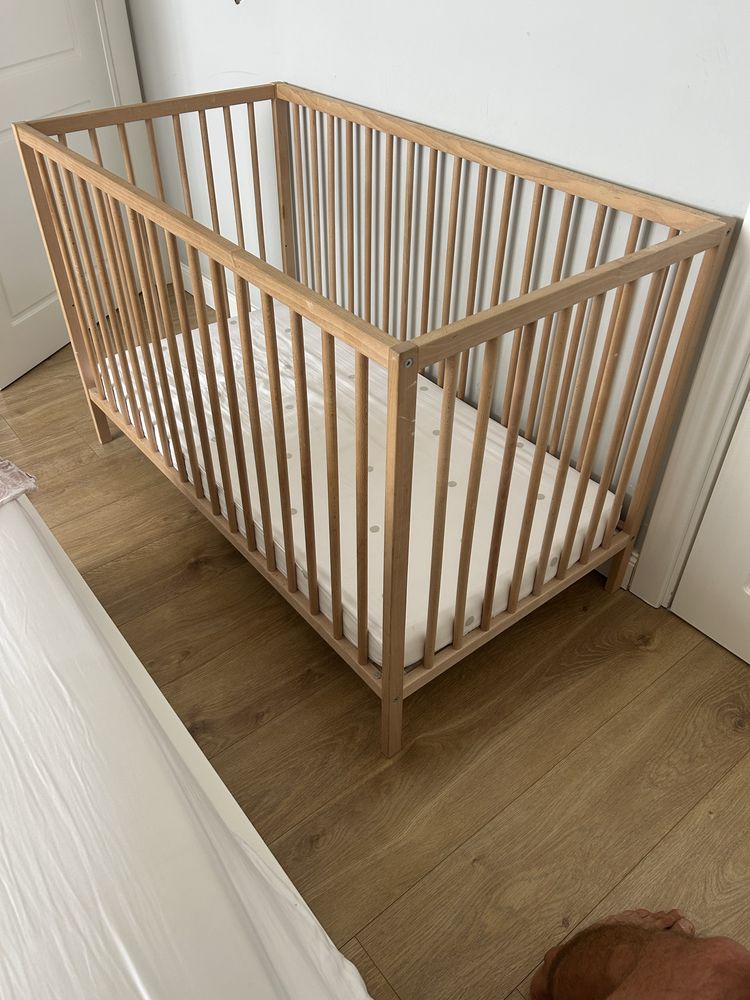 Бебешко креватче Ikea Sniglar 60x120 см бук с матрак