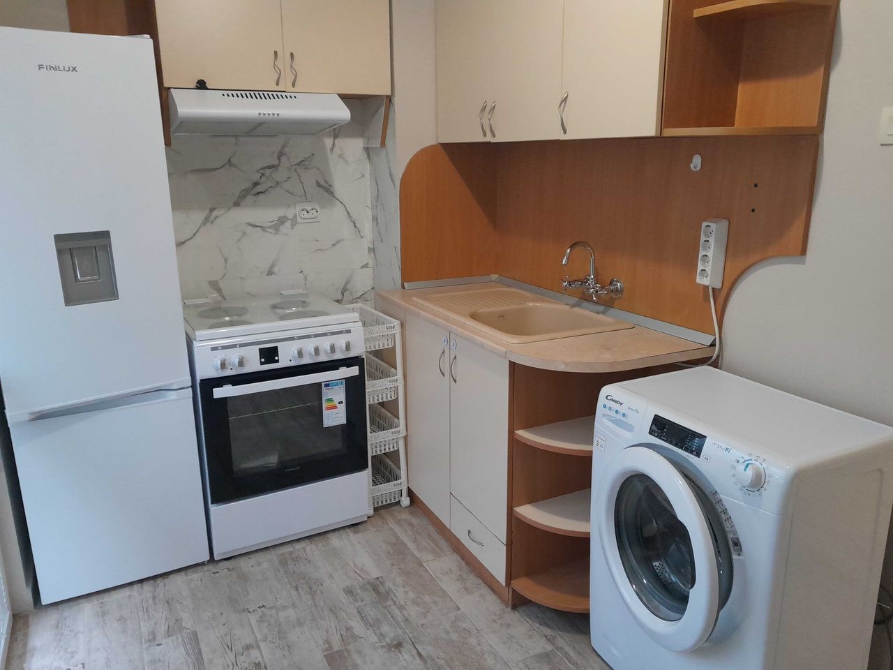 Дава се под наем Тристаен апартамент в Варна, Младост 2 - 63 кв.м за 484.5 € - Снимка #6