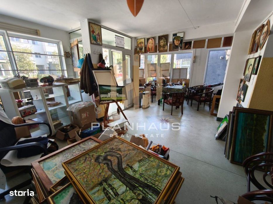 Spațiu comercial versatil 90 mp utili, 4 camere, 2 băi, extindere au