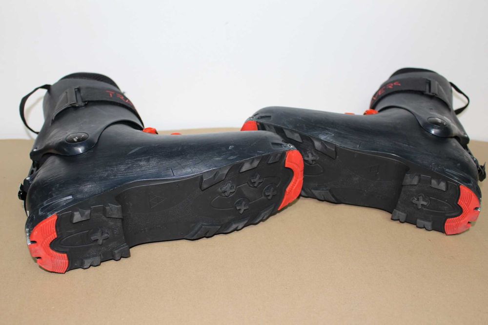 Clapari ski/schi de tura Fischer Travers ts boa  nr 43