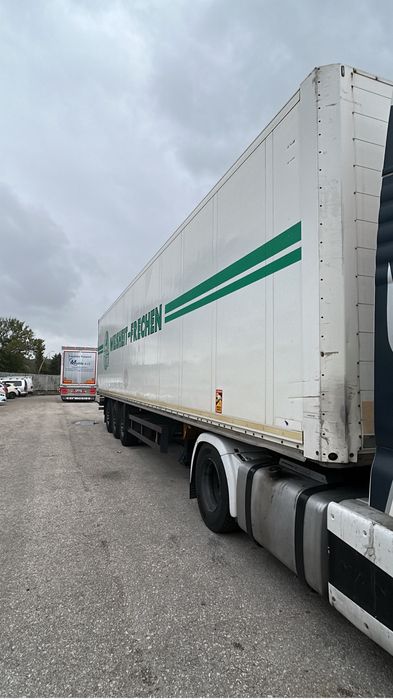 Semiremorca Schmitz Cargobull box