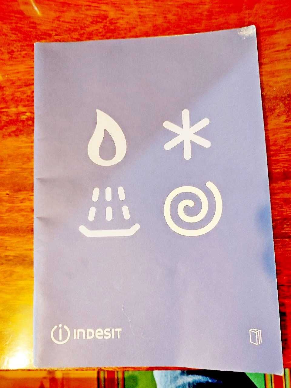 Стиральная машина INDESIT