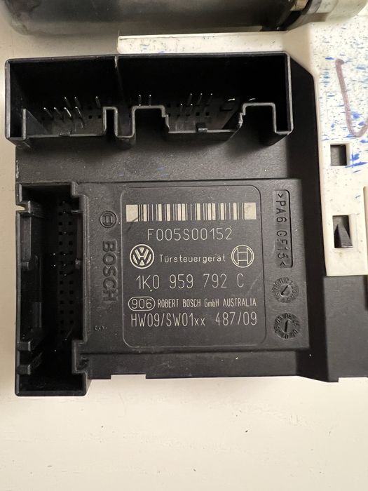 Motoras macara VW Golf 5