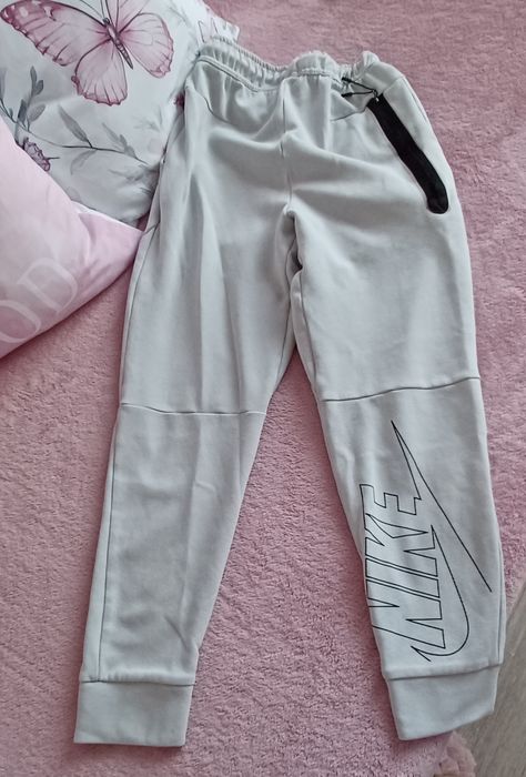 Nike tech fleece