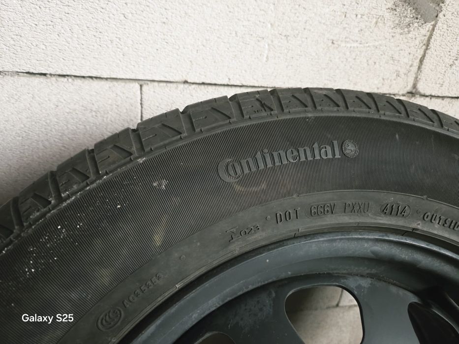 Anvelopă Continental 215/65 R16 cu jantă –  nouă, DOT 2023