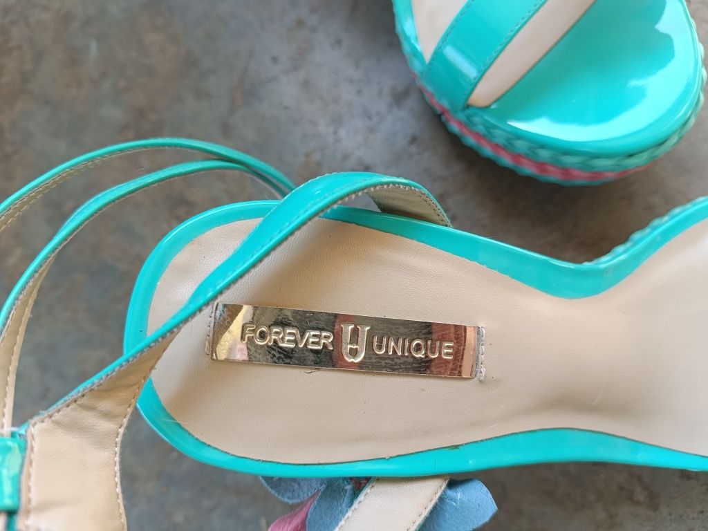 Forever Unique дамски сандали на платформа 40
