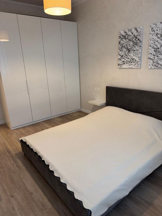Apartament nou de inchiriat,central, 2 camere, mobilat