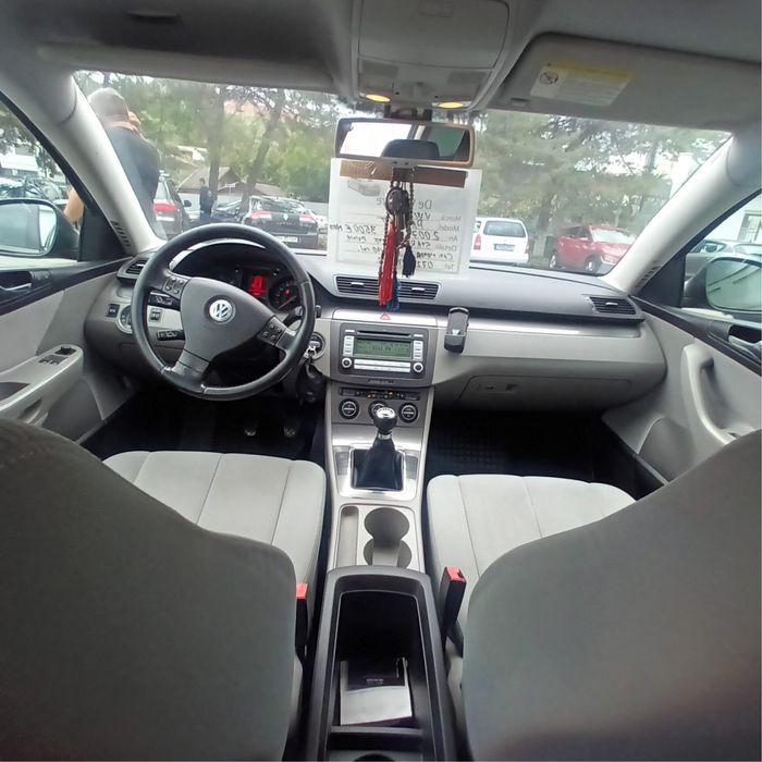se vinde passat b6
