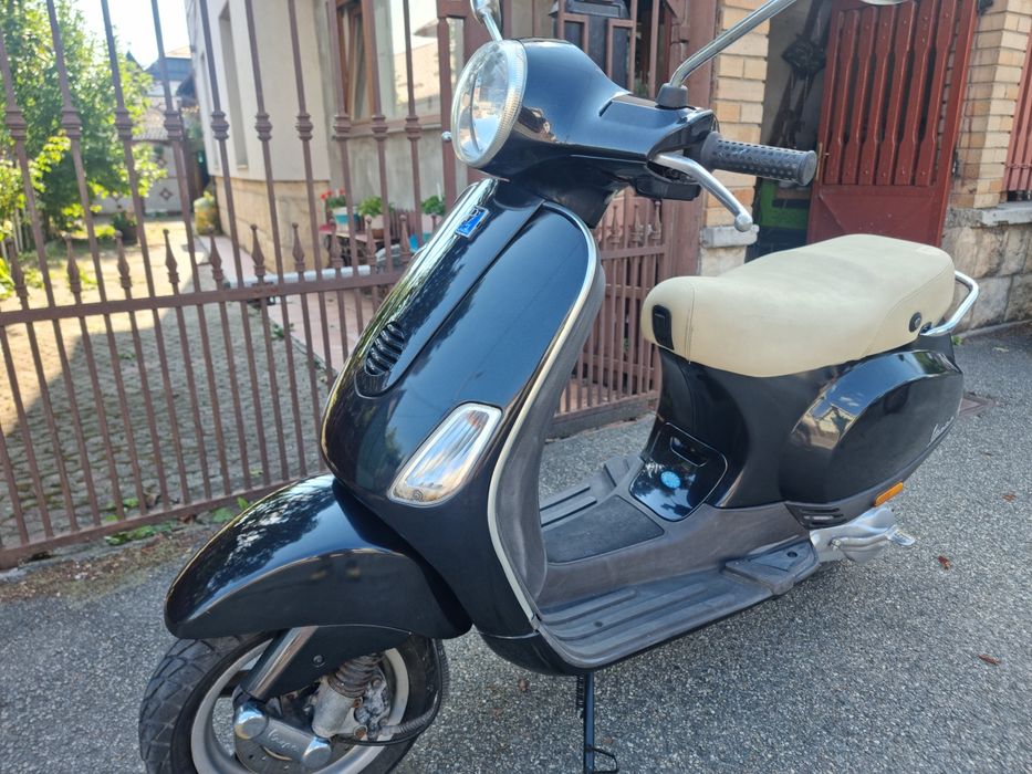 Scuter Vespa LX50 ,2 T