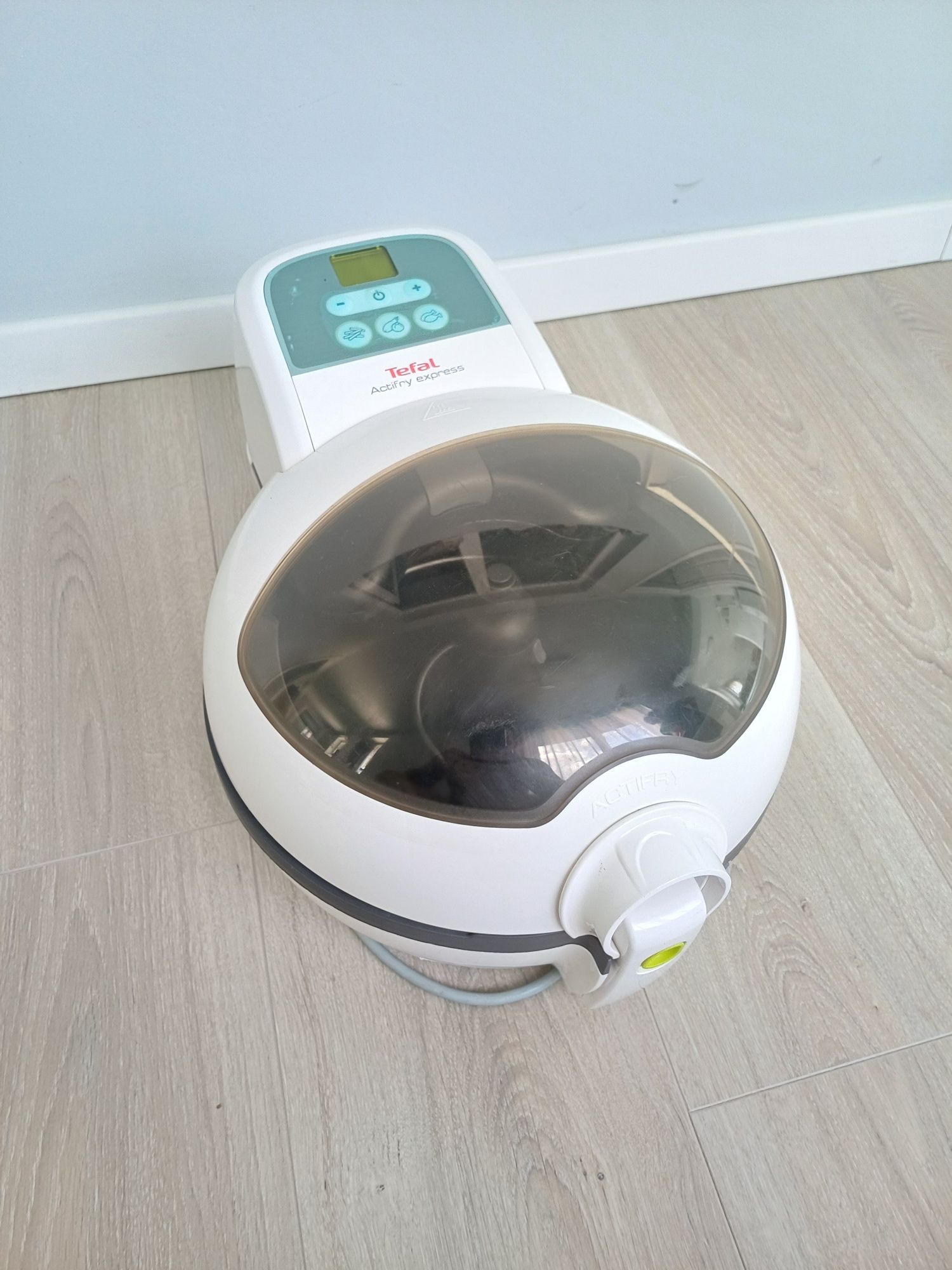 Tefal Actifry aproape nou