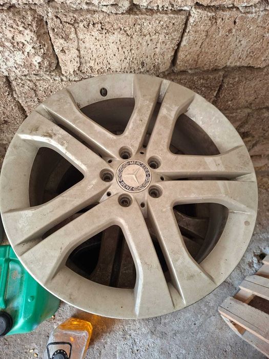 Jante Mercedes r19