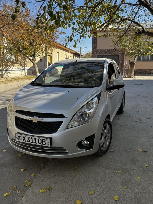Chevrole Spark 2015    хорошее состояние