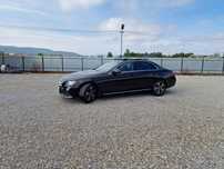 Vând mercedes e-class