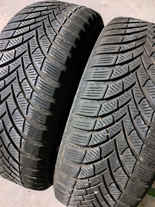 2 anvelope iarnă 215 65 r16 Semperit