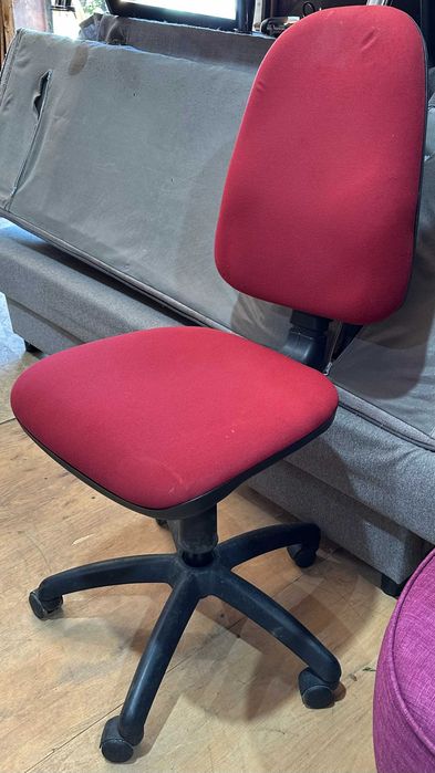 4 buc Scaun de birou rotativ; Scaunel camera copilului