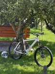 Bicicleta full suspension