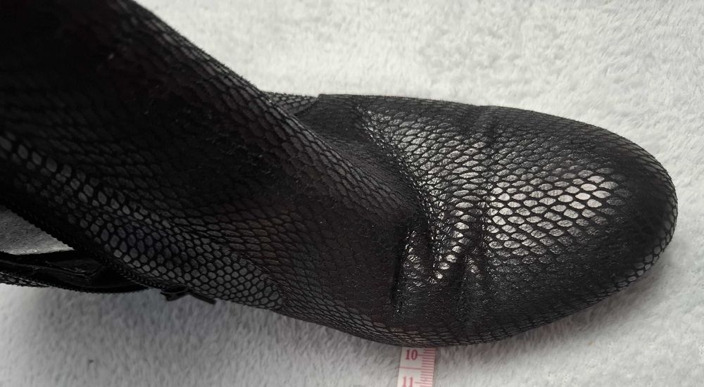 Ghete negre cu toc gros, 42, Graceland