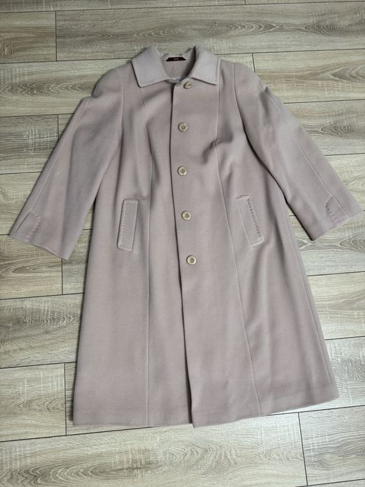 Продам женское пальто 54 размера