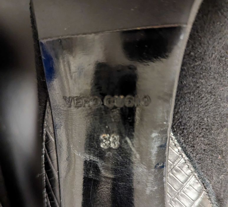 Botine Musette negre piele intoarsa tocuri marimea 38