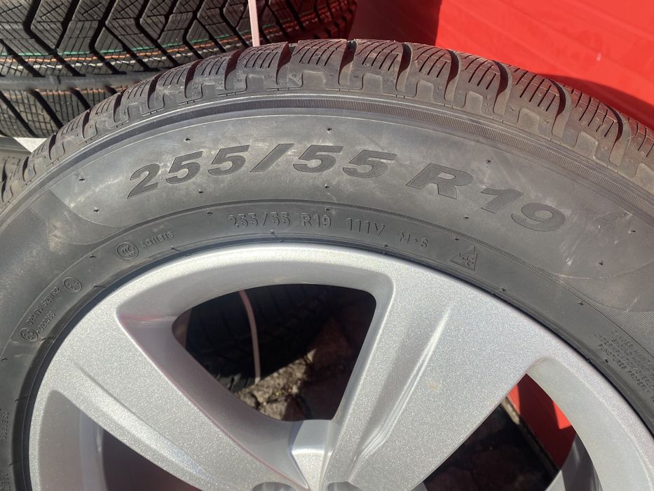 Джанти Рейндж ровер, Волво, Ягуар 19 5 108 ГУМИ 255 55 19 PIRELLI