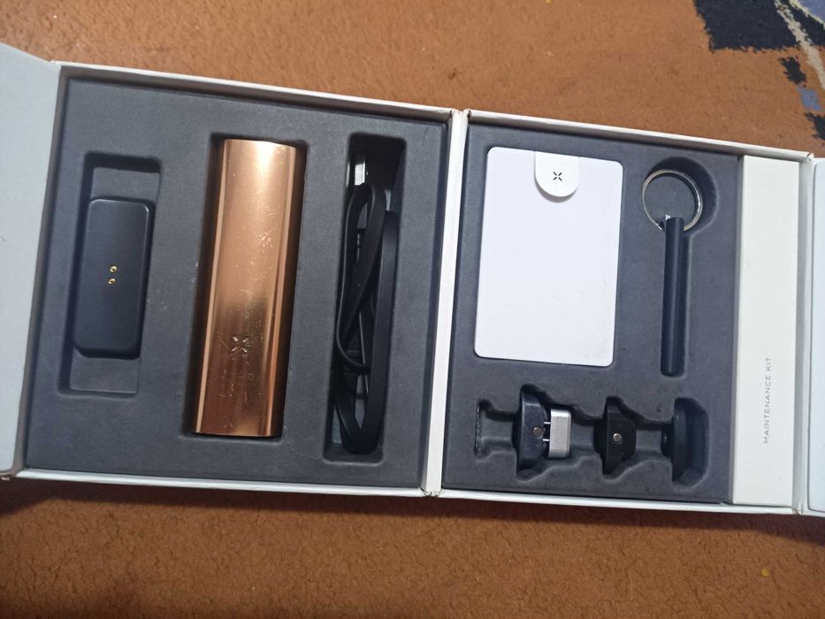 Vaporizator Pax 3, toate accesoriile