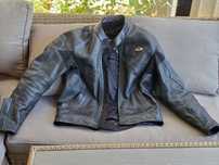 Vand geaca moto piele AXO