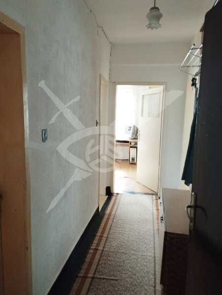 Продава се Двустаен апартамент в Айтос - 59 кв.м за 518 €/кв.м - Снимка #2