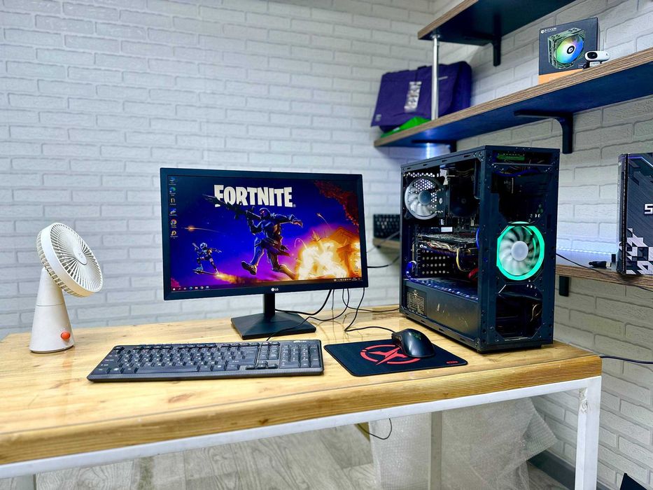 Игровой компьютер в полном комплекте