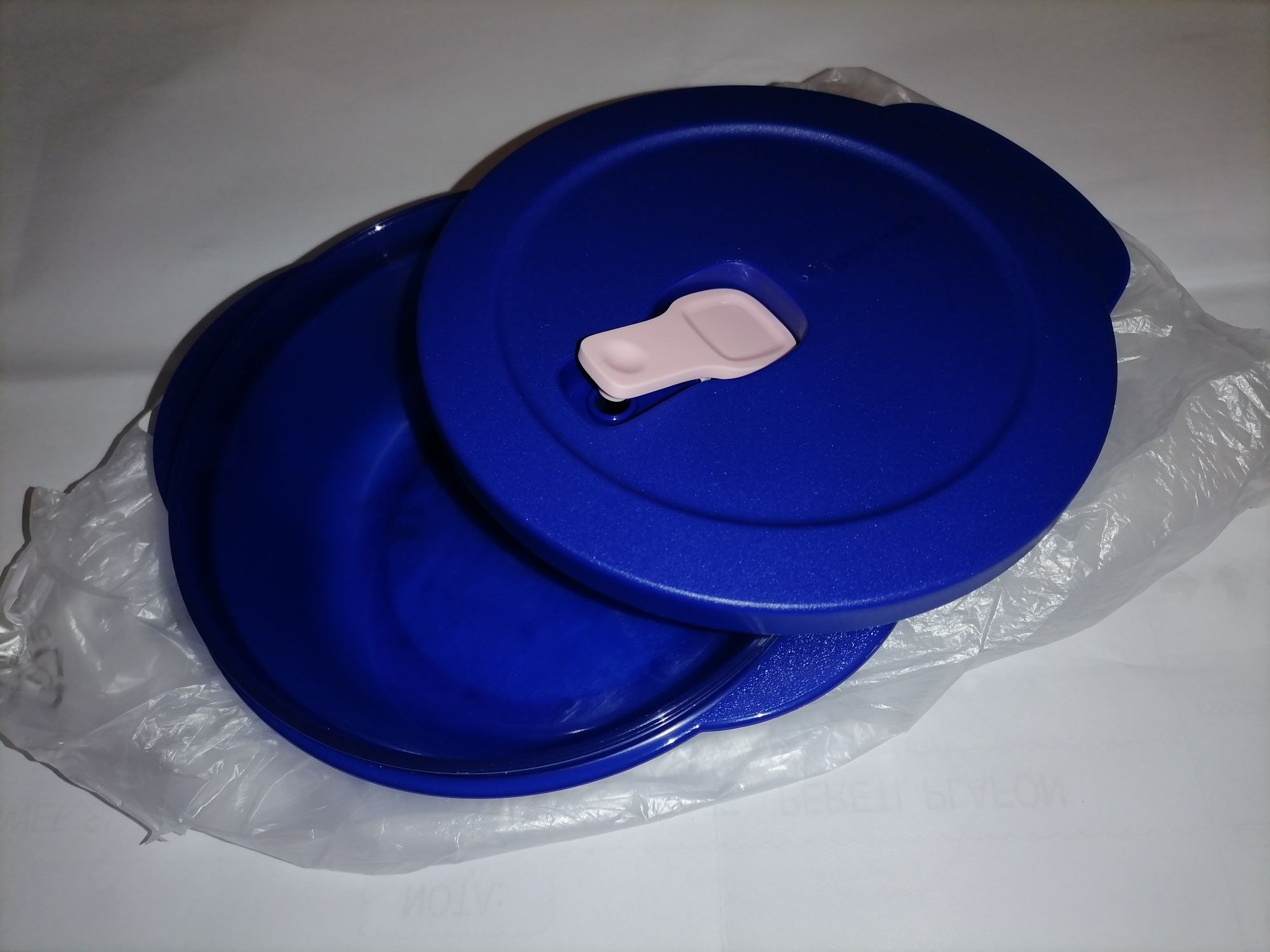 Tupperware noi pret mic