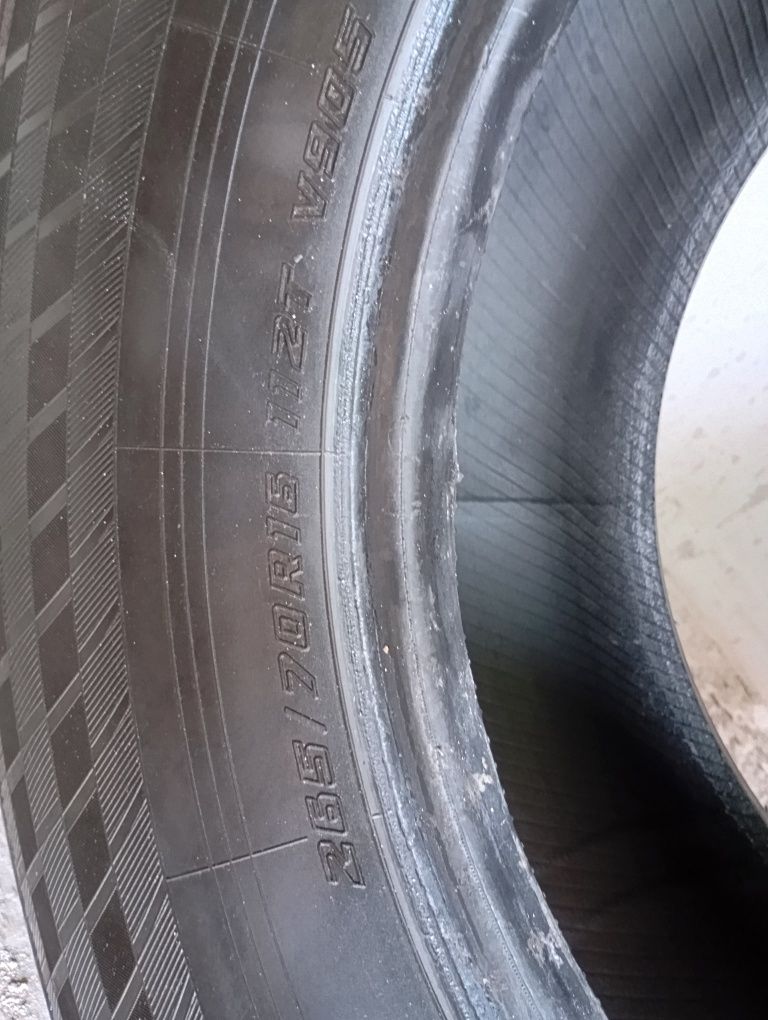 265/70/16 Гуми за джип