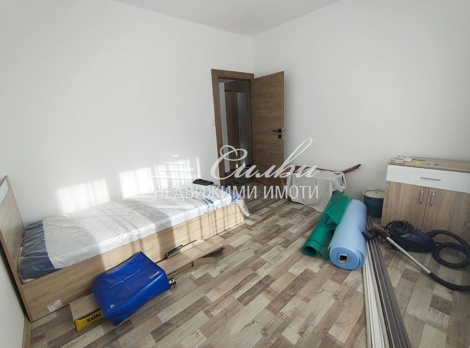 Двустаен ПРЕУСТРОЕН в ТРИСТАЕН апартамент след ОСНОВЕН ремонт - кв. Т