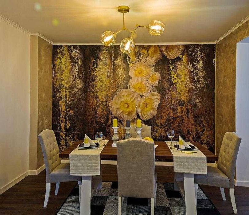 Луксозен апартамент в район Център