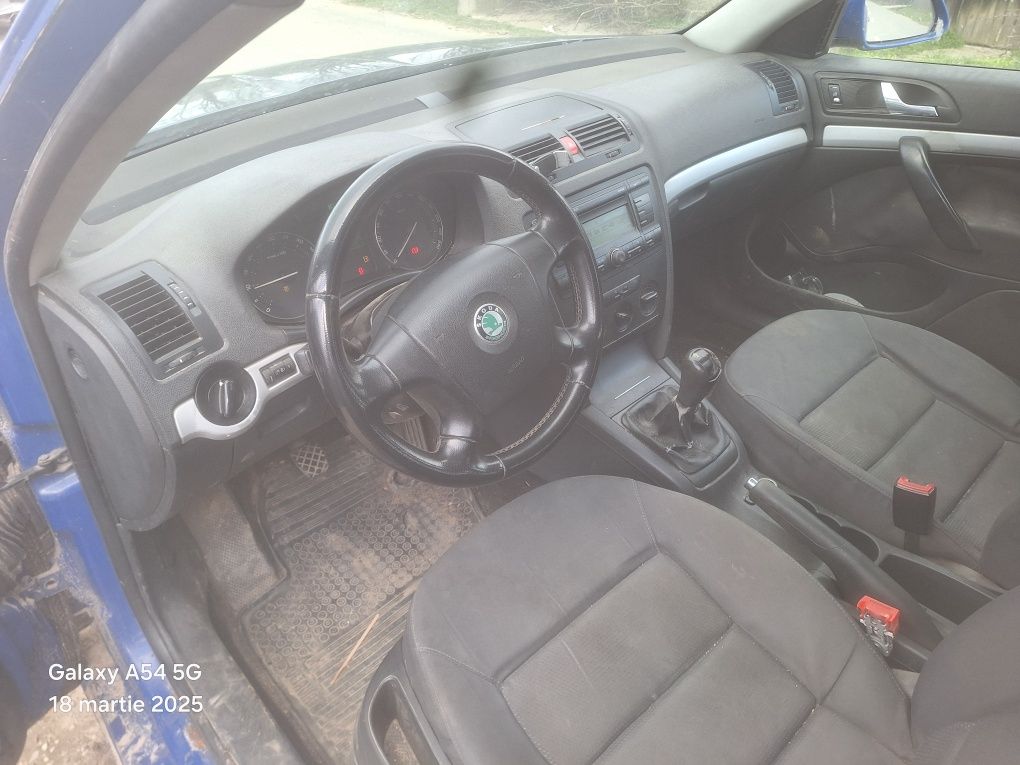 Dezmembrez skoda Octavia II și golf 5 1.9 tdi și 2.0tdi Bkd Bjb