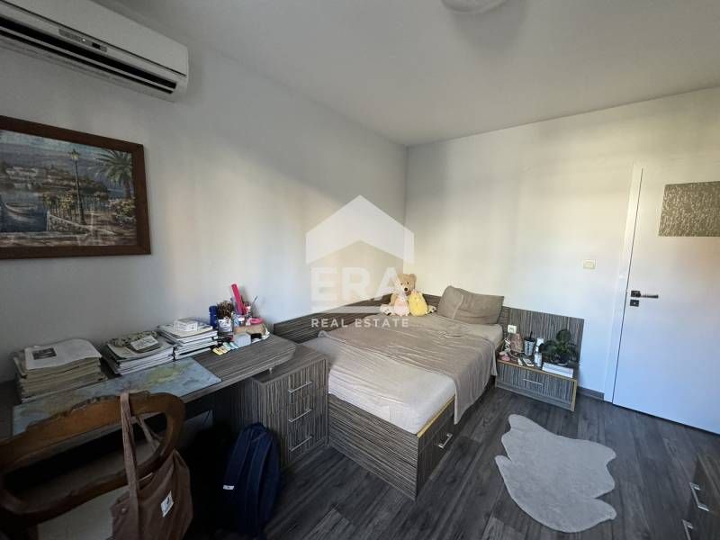 Продава се Тристаен апартамент в Варна, Център - 82 кв.м за 3598 €/кв.м - Снимка #6