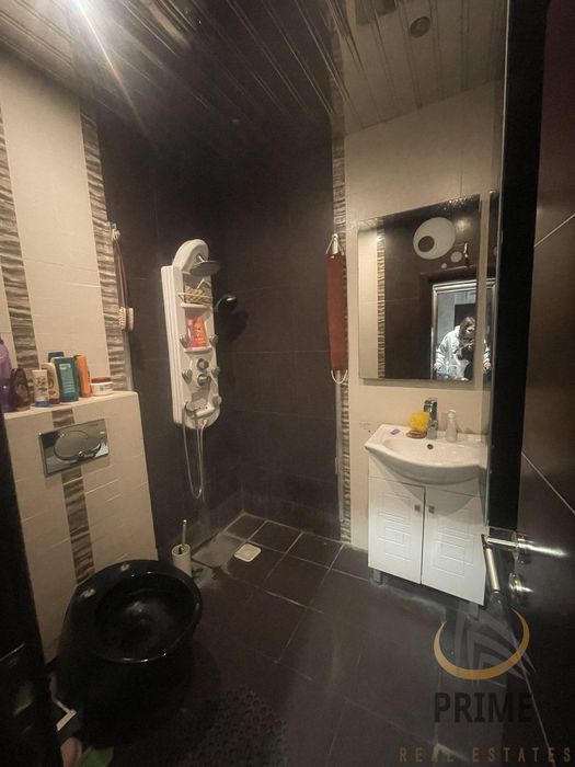 Продава се Тристаен апартамент в Бургас, Възраждане - 120 кв.м за 1125 €/кв.м - Снимка #5