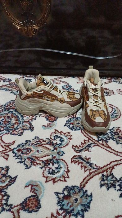 Dior 37 женской обувь