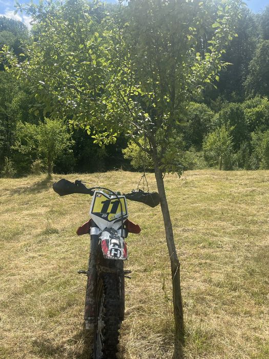 Vând Husqvarna tc250 cu motor copie Honda