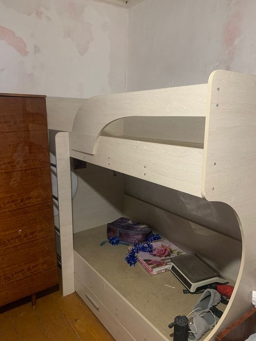 Продам двухъярусная кровать