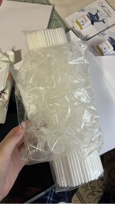 Продам такие держатели для шариков .