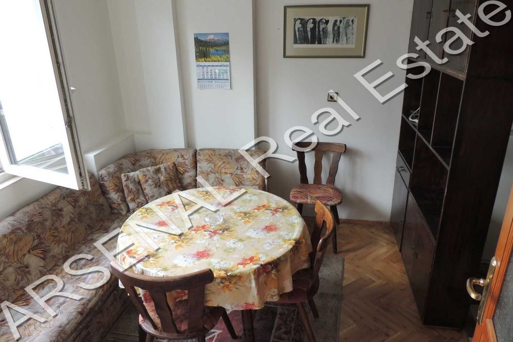 Дава се под наем Тристаен апартамент в София, Красно село - 108 кв.м за 500 € - Снимка #2