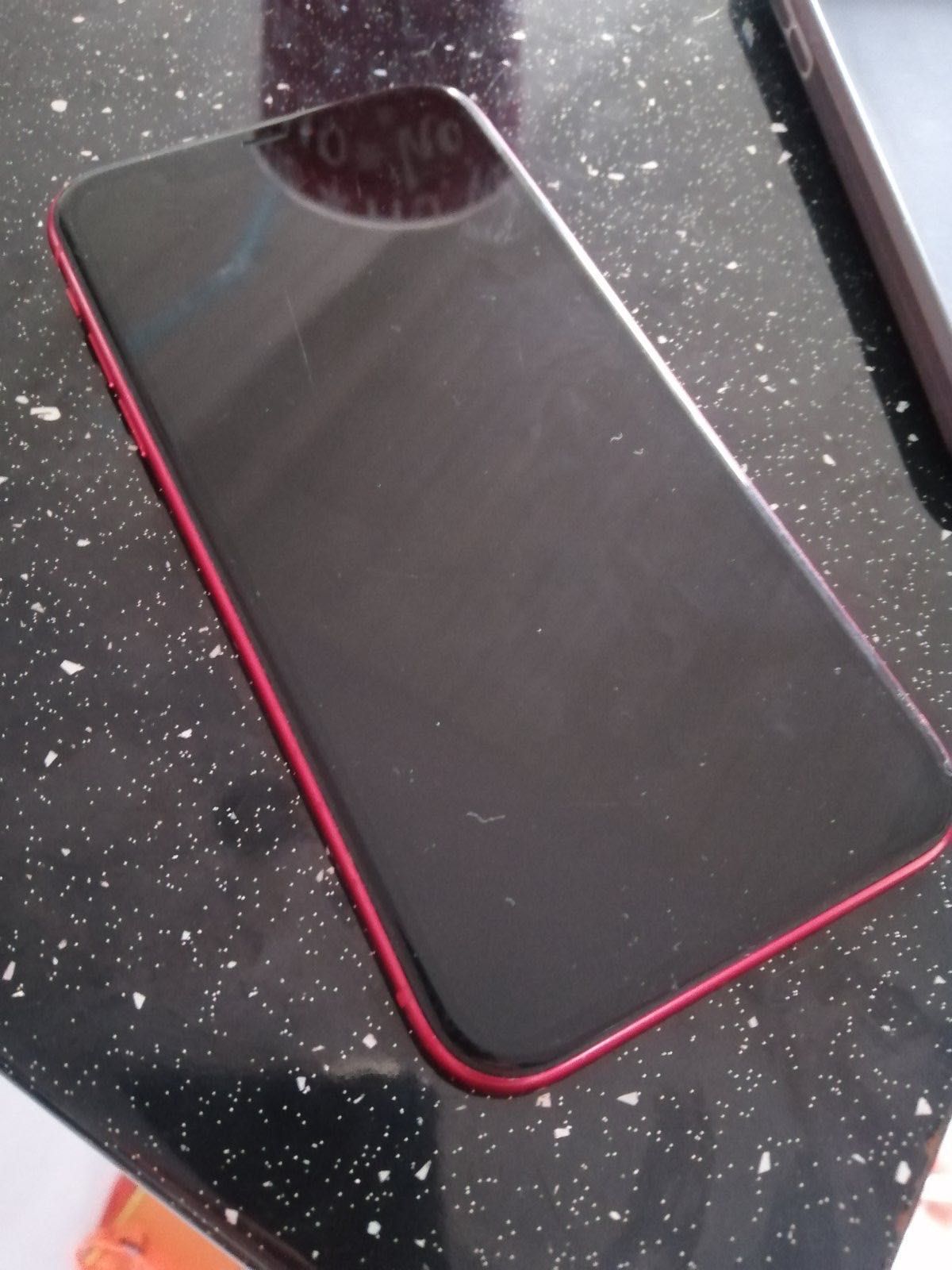 iPhone 11 64gb red