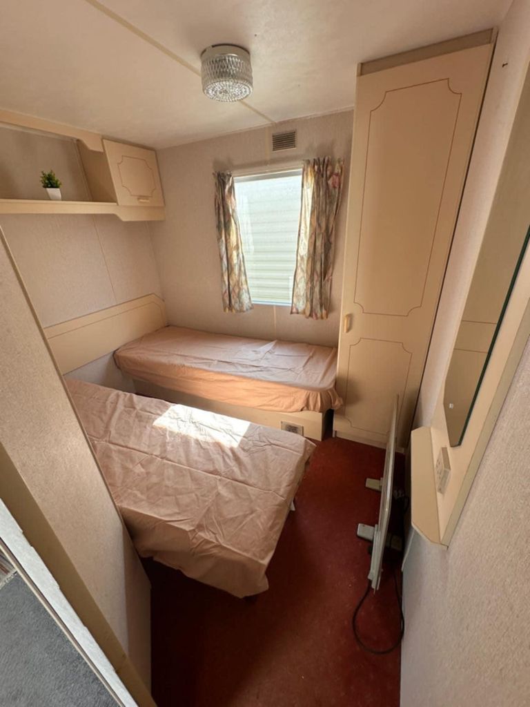 Продава се Къща в Бургас, Център - 42 кв.м за 548 €/кв.м - Снимка #9