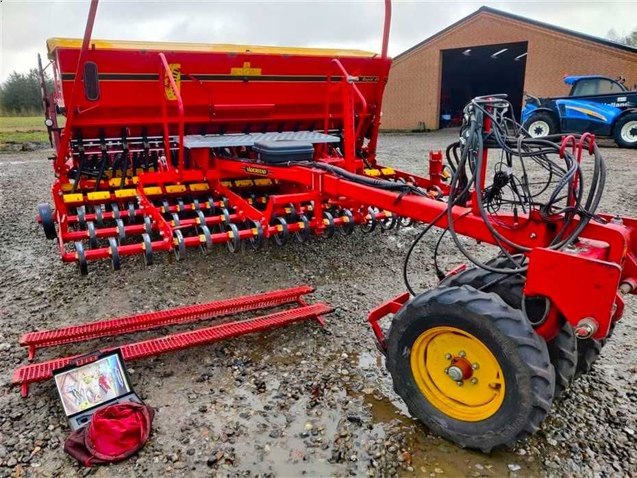 Semanatoare Vaderstad Rapid 400 Super XL an 2017 kuhn gaspardo John