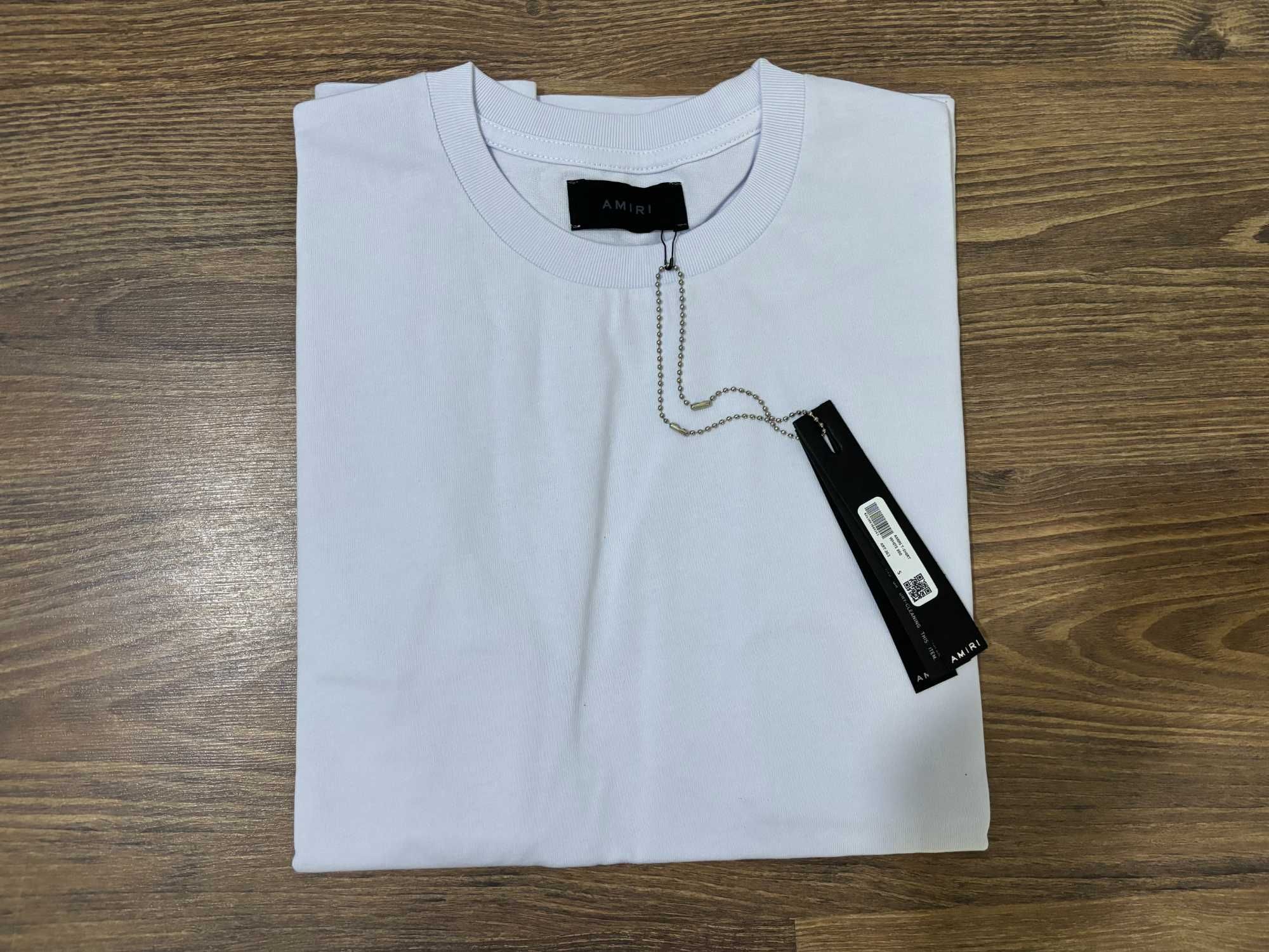 Изчистена Мъжка тениска Amiri Regular Fit с Бродерия