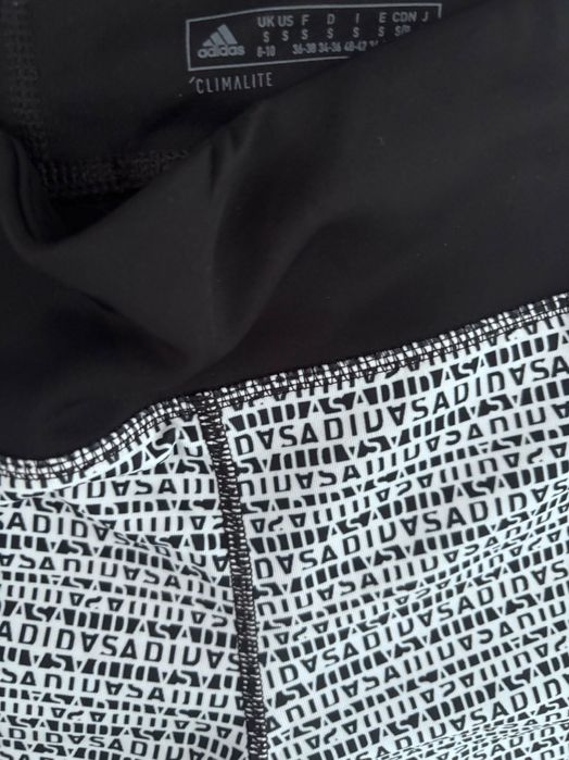 Оригинален Спортен екип на Adidas, клин, потник и суитчер