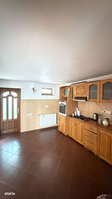 ZONA PARC casa P+1 nemobilata , an 2005!