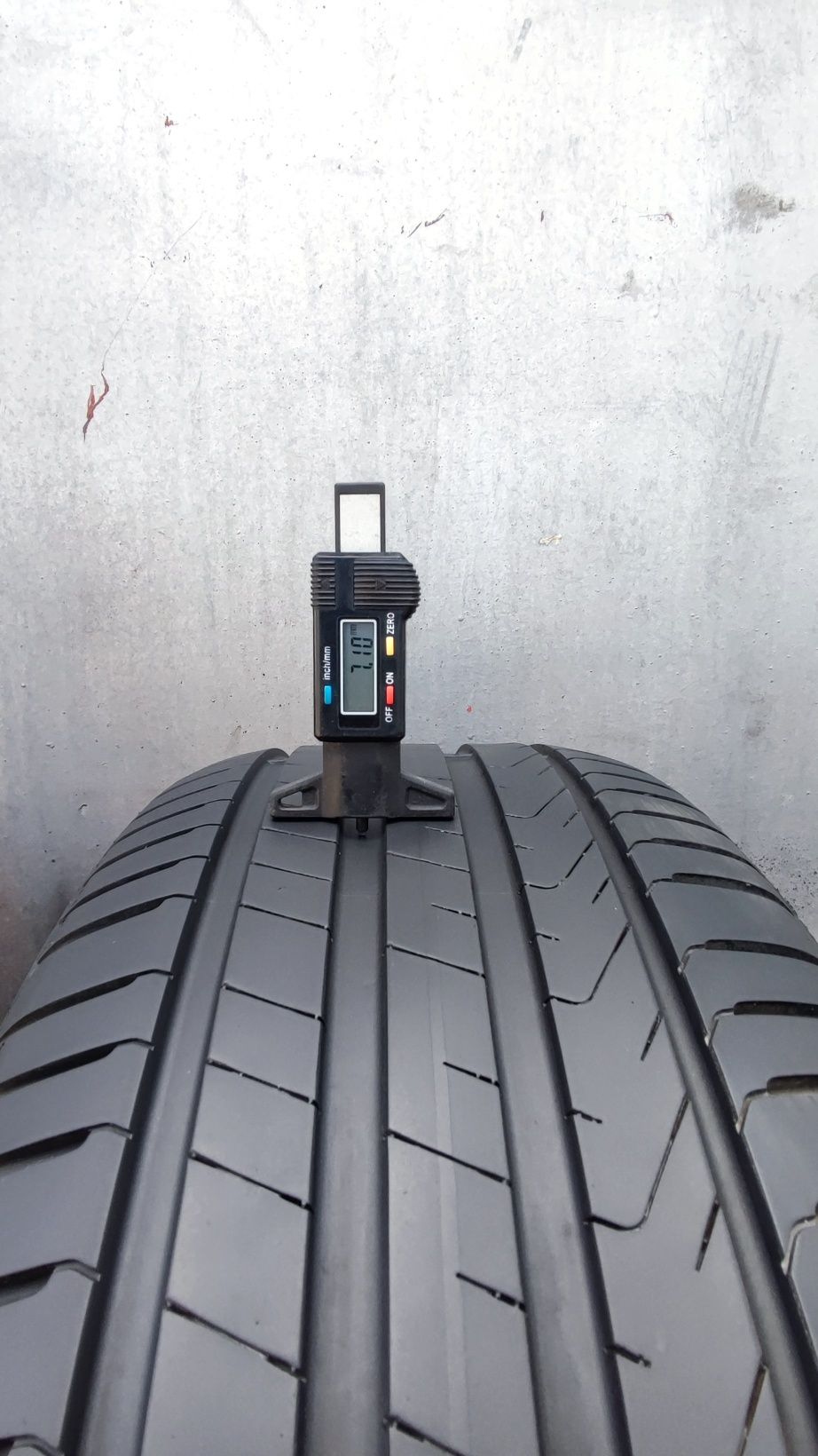 1бр. лятна гума 255/45/19 Pirelli Cinturato P7, MO
dot22
7mm
Добро със