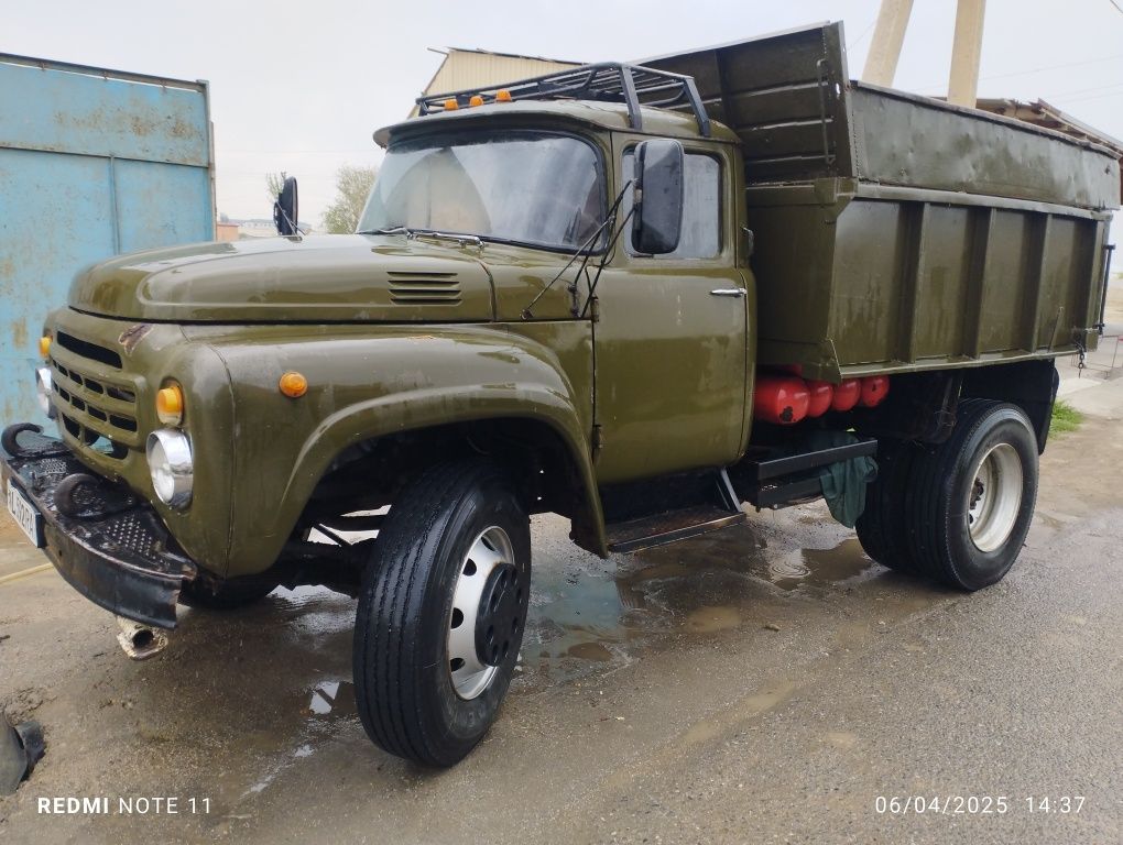 Zil sotiladi 130 MMZ4502