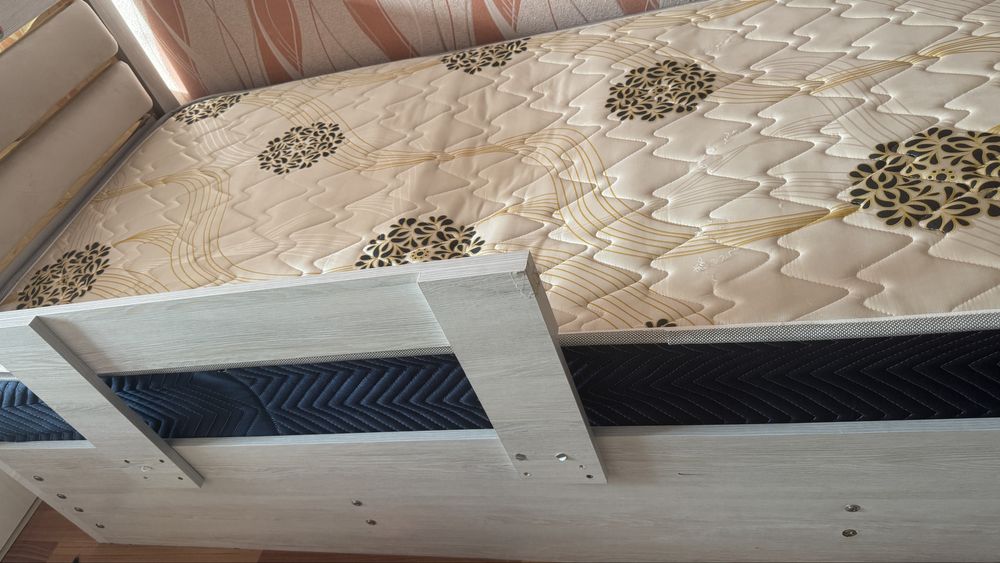 Детская кроватка-трансформер в отличном состоянии!