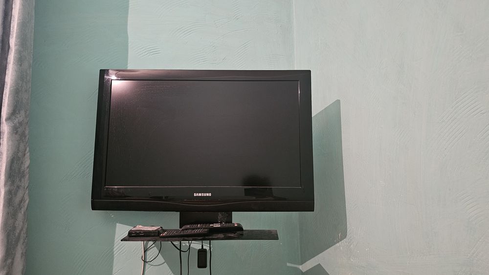 Продам телевизор самсунг